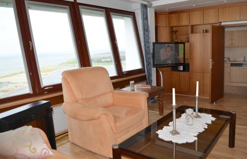 Büsumer Hochhaus Wohnung Jacqueline — 4-Star Luxury Hotel in Busum, Germany