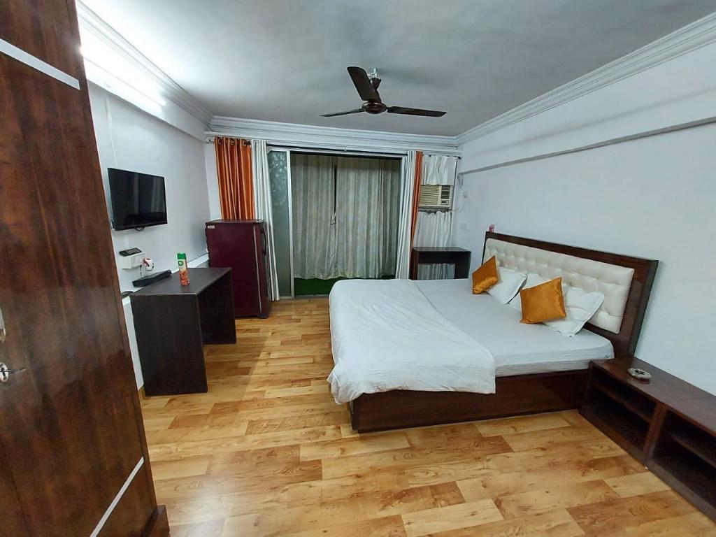 Sts Hometel
