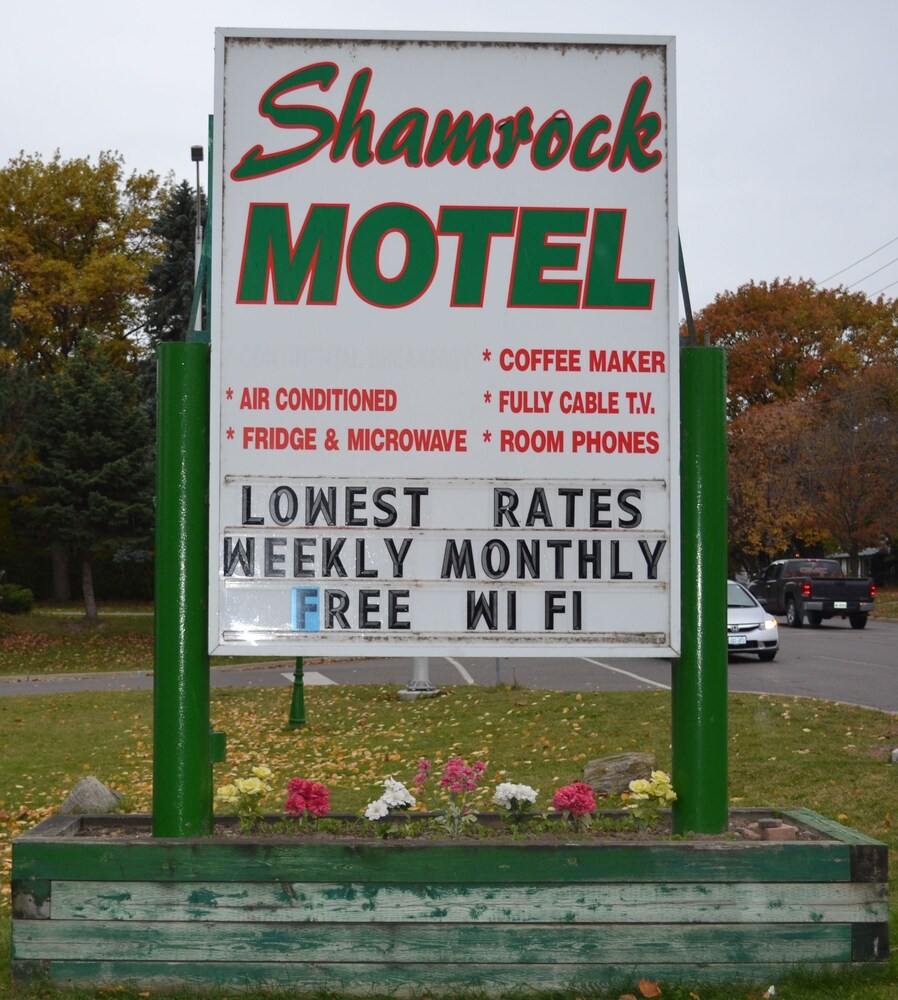 Shamrock Motel - last minute hotel in Midland