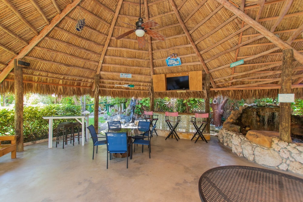 Sunset Cove Beach Resort - photo 174