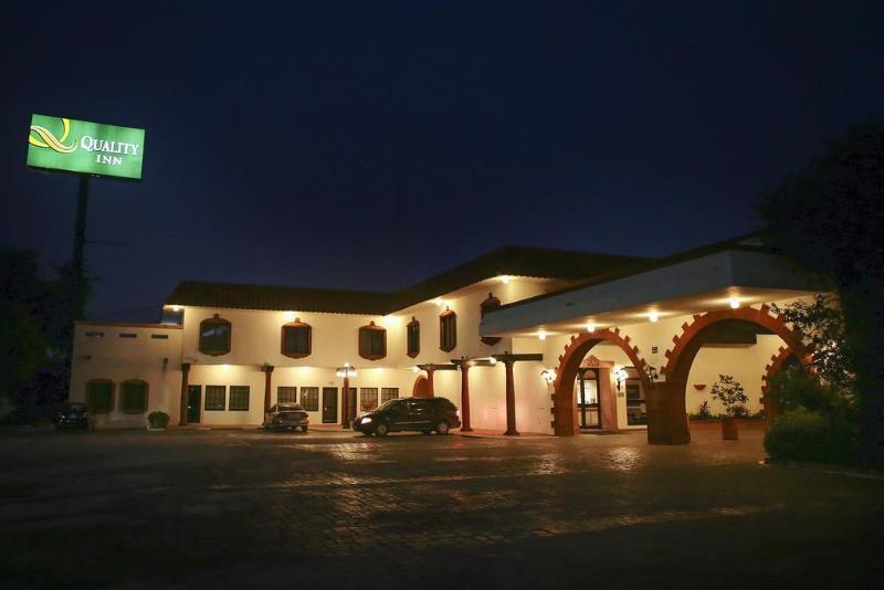 Quality Inn Nuevo Laredo — hotel in Nuevo Laredo