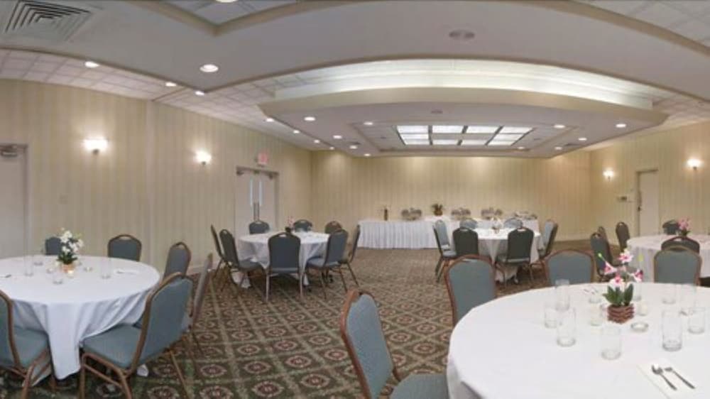 Ramada By Wyndham Kenner New Orleans Airport South - photo 42