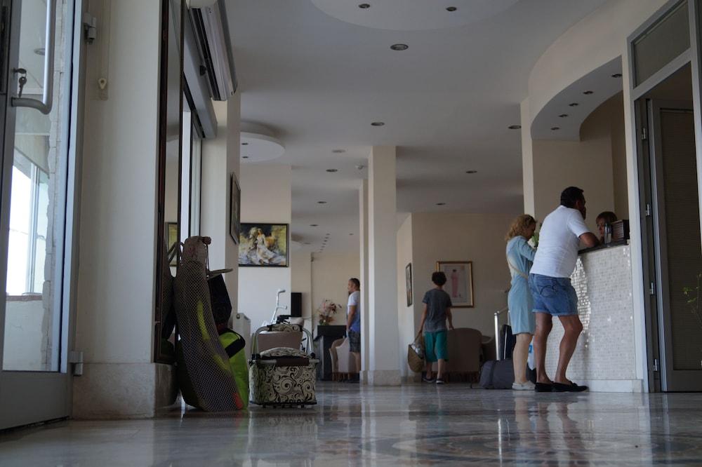 Perla Otel — Dikili — photo 2