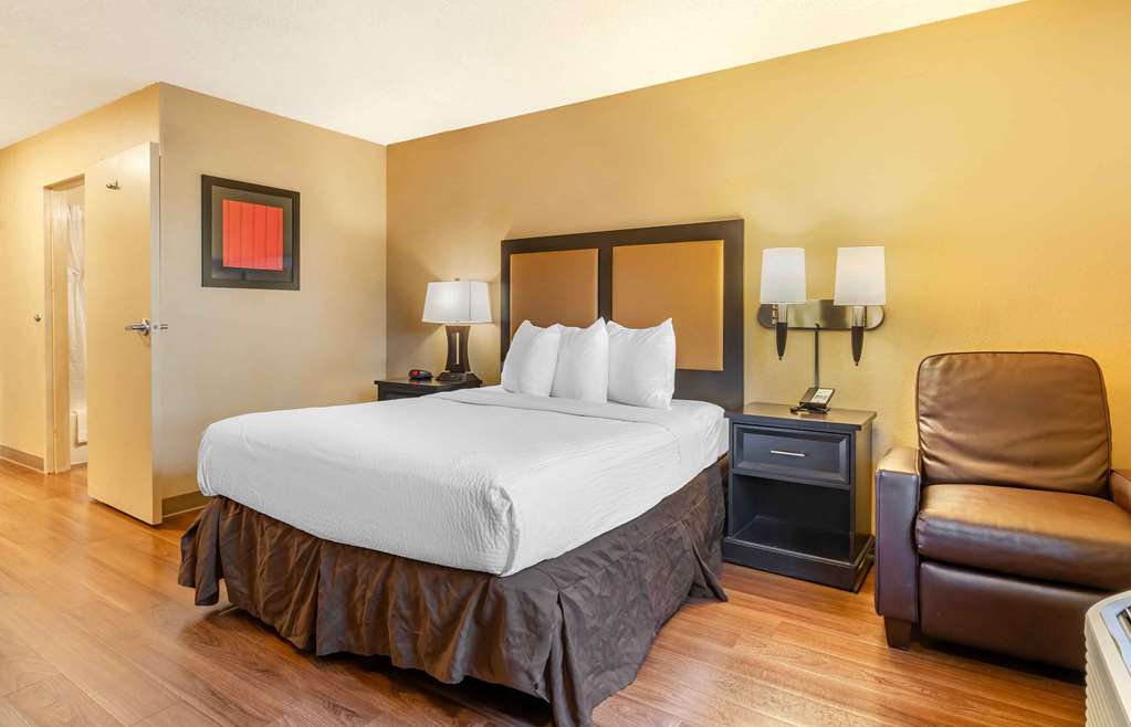 Extended Stay America Suites Oakland Emeryville - photo 11