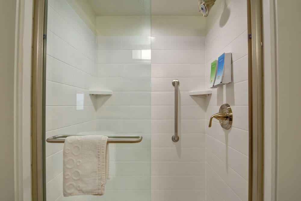 Home2 Suites by Hilton Madison Huntsville Airport - photo 25