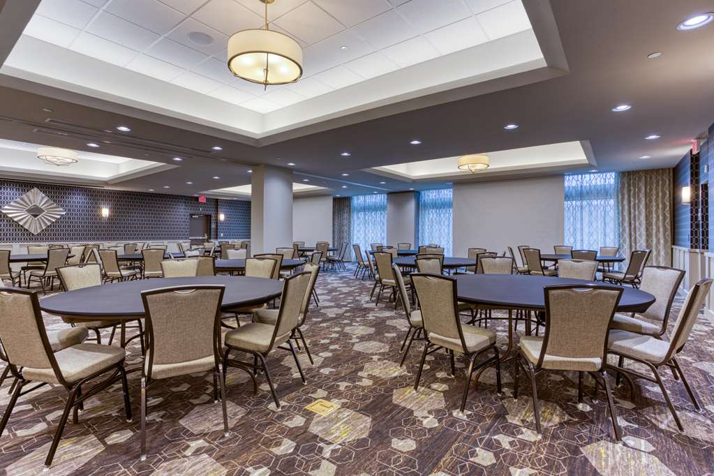 Drury Inn & Suites Columbus Polaris - photo 43