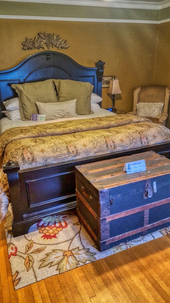 The Lilac Inn - photo 20
