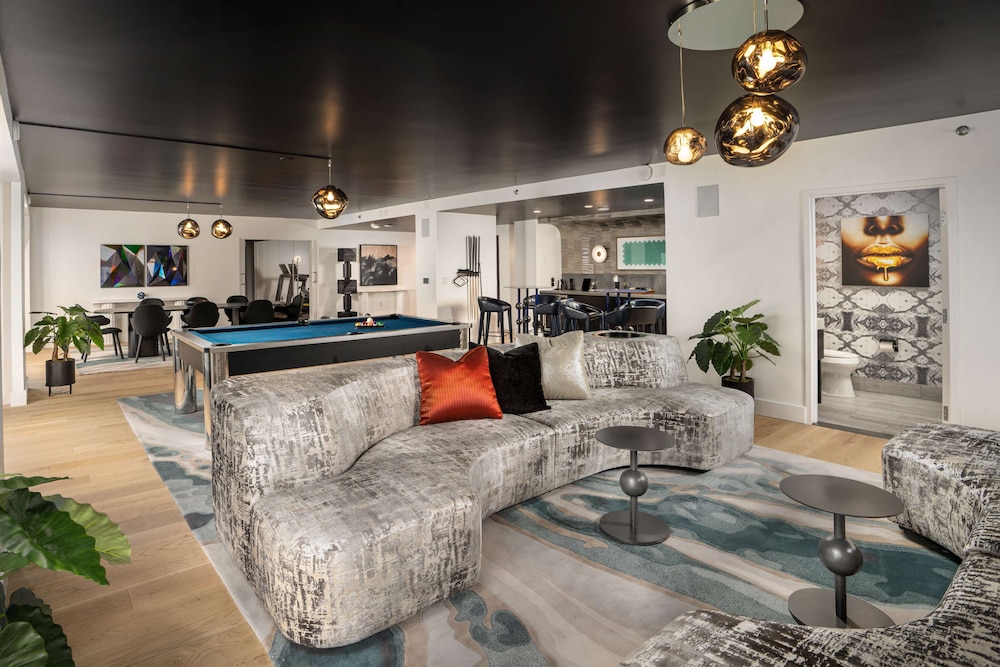 Virgin Hotel Las Vegas Curio Collection by Hilton - photo 45