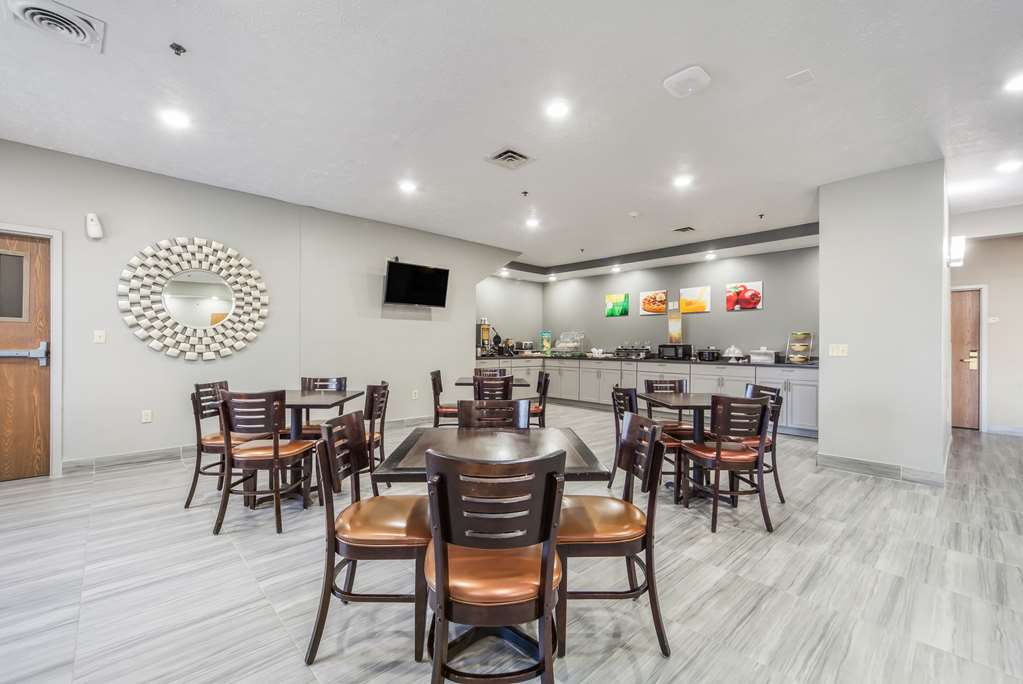 Quality Inn & Suites Omaha Chalco - photo 27