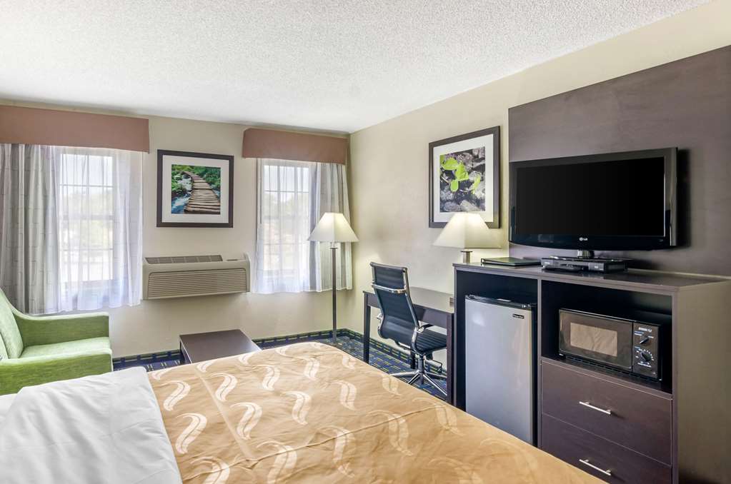 Quality Inn Waynesboro Skyline Drive - photo 7