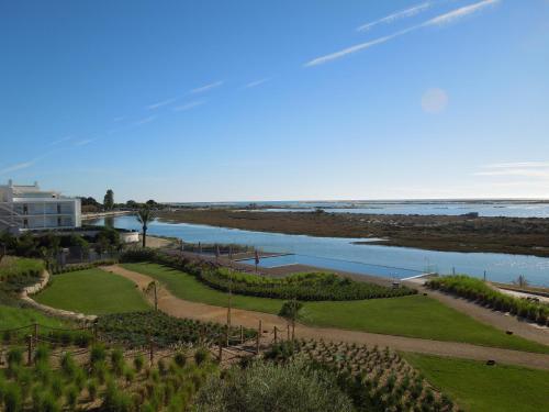 Del Mar Village Apartment T1 Açor — 4-Star Luxury Hotel in Fuzeta, Portugal