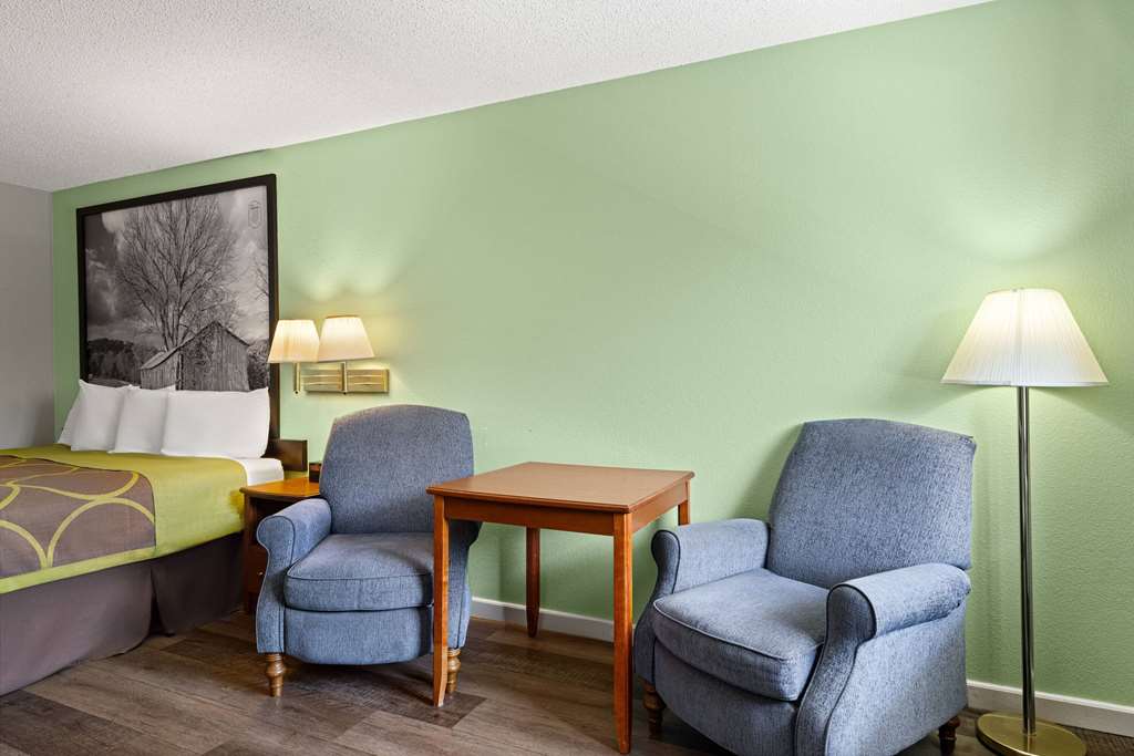 Super 8 by Wyndham Branson Shepherd of the Hills Exwy - photo 28