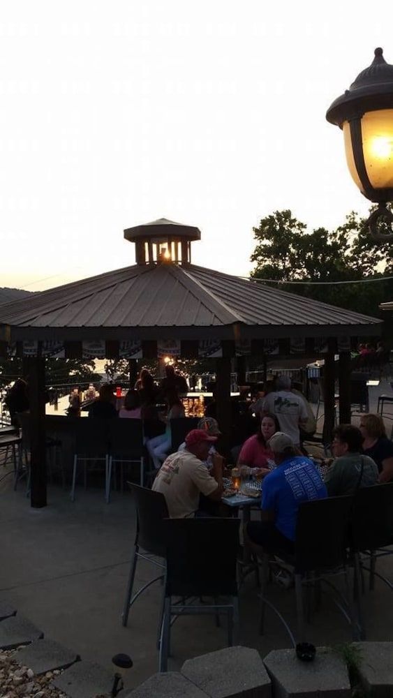 Table Rock Resorts At The Rocks Resort - photo 12