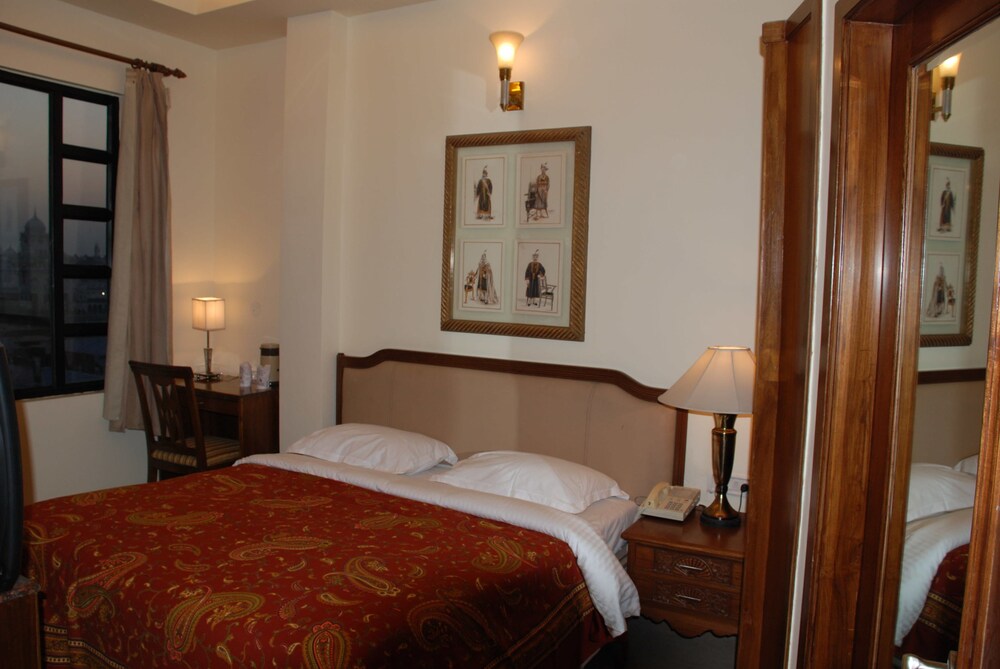 Guestroom
