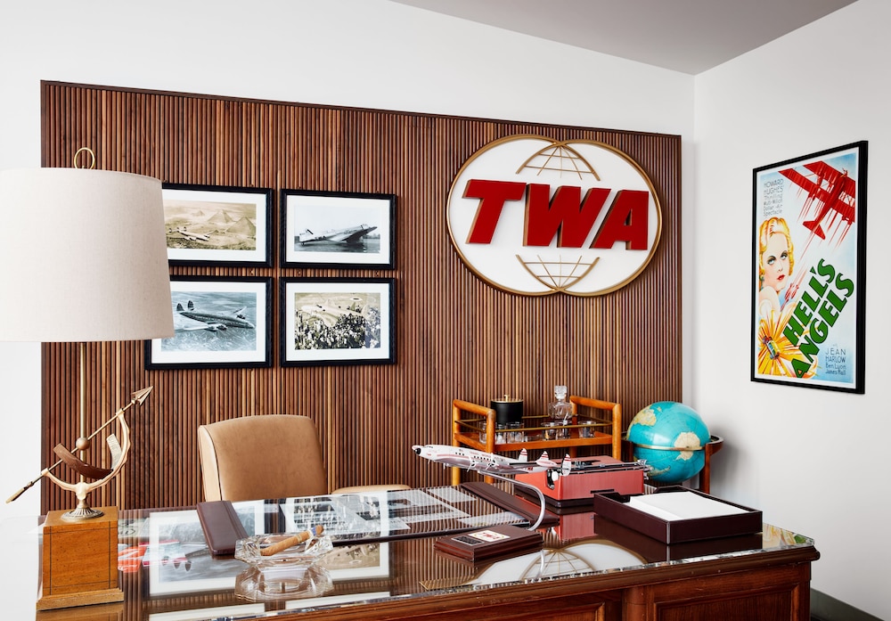Twa Hotel At Jfk Airport - photo 28