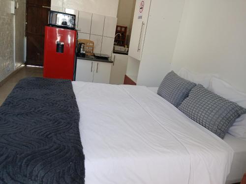 Stay at Gabby’s no loadshedding