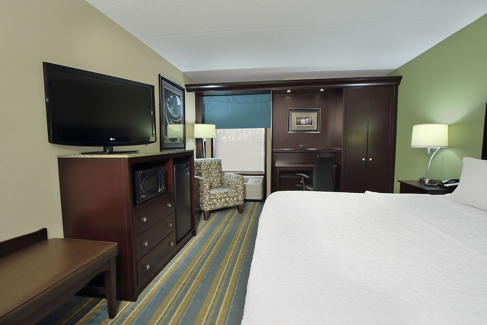 Hampton Inn Hagerstown - photo 4