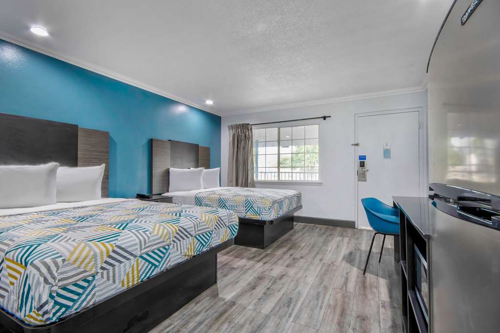 Studio 6 Suites San Bernardino CA - photo 21