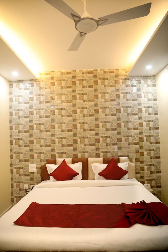 Hotel New Seasons in Kalka, India