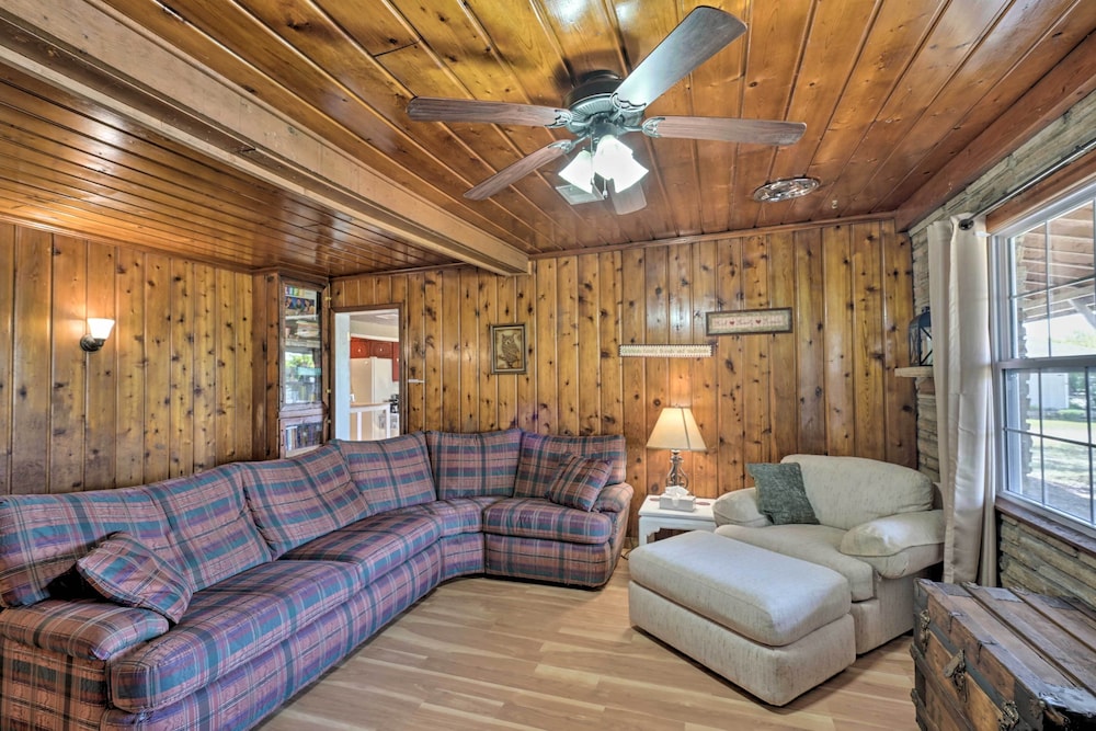 Cobblestone Cottage 10 Mi to Pomme de Terre - photo 3