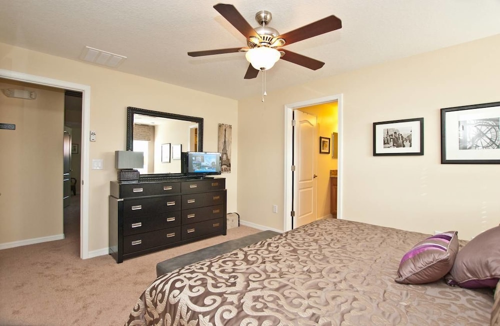 Beautiful Waterfront Townhome Wsplashpool 3024 - photo 8