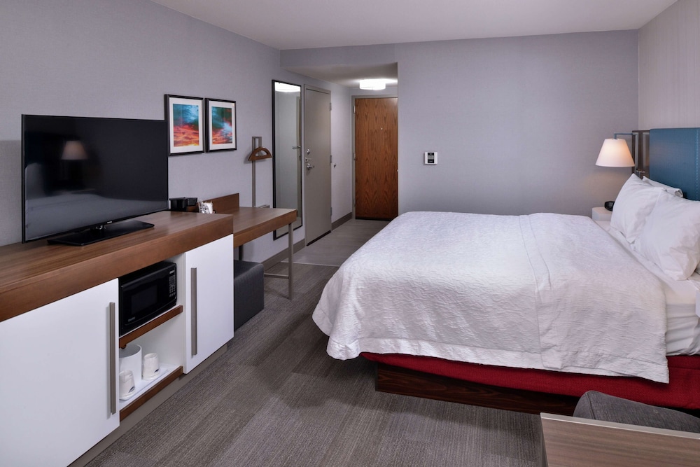 Hampton Inn & Suites Carson City - photo 26