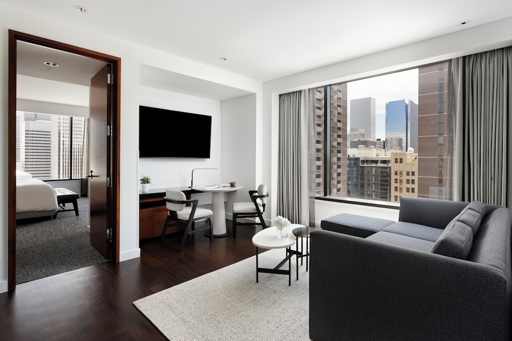 Four Seasons Hotel Denver - photo 29