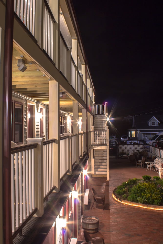 MV Surfside Hotel - photo 62