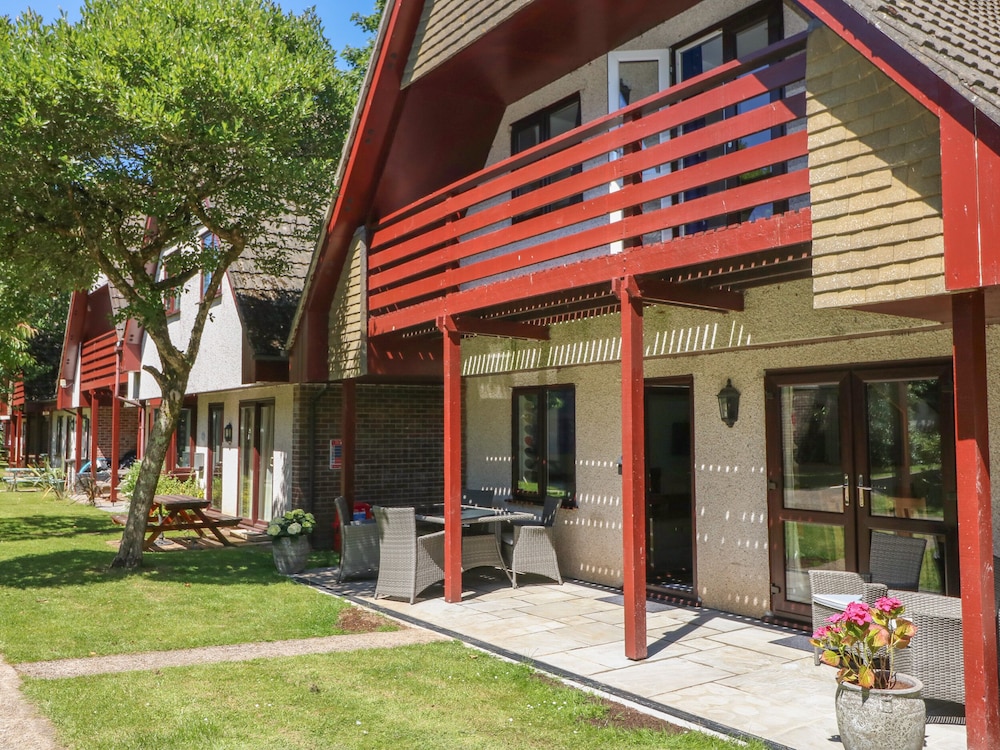 32 Trevithick — Hayle — photo 4