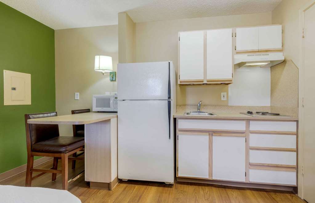 Extended Stay America Select Suites Denver Cherry Creek - photo 18