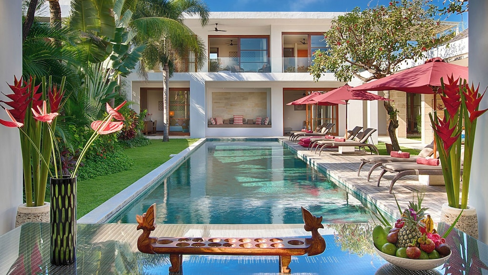 Casa Brio — 4-Star Luxury Hotel in Seminyak, Indonesia
