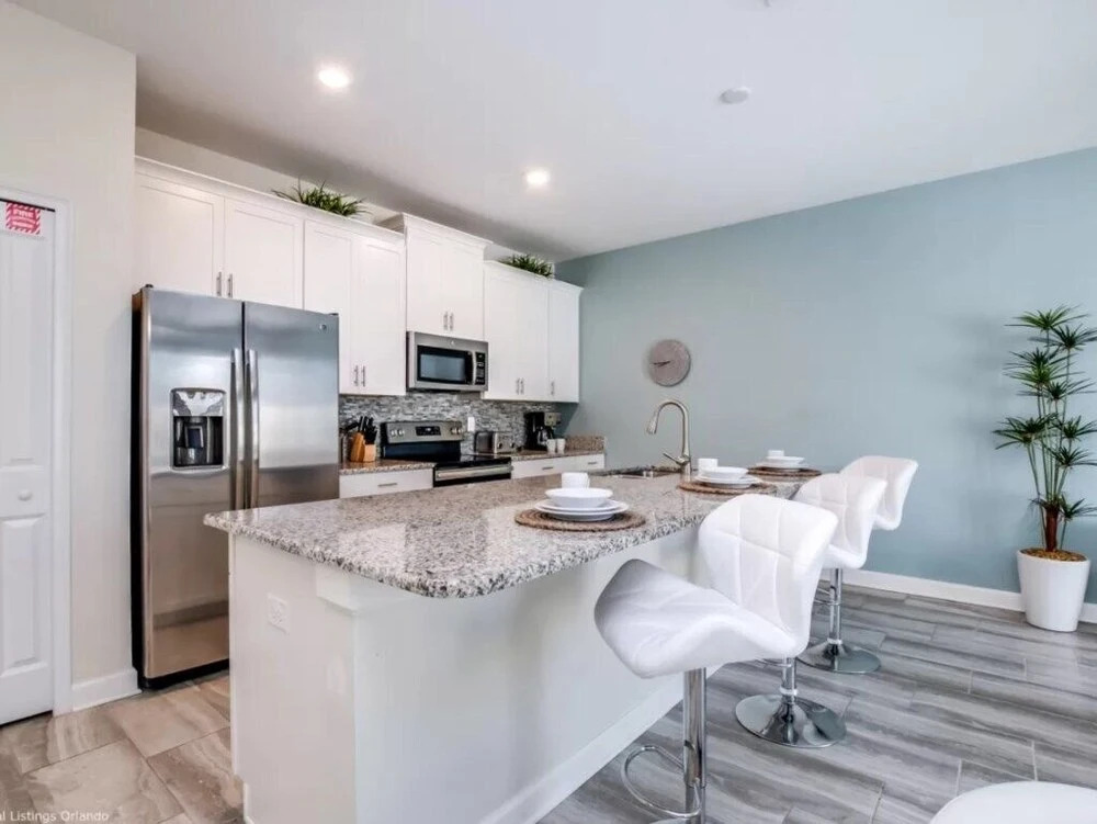 Upscale Champions Gate Townhome 4 Bed - photo 14