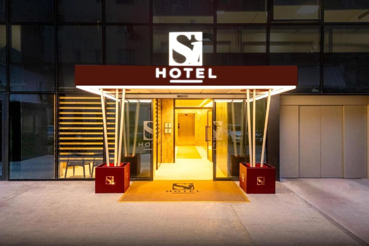 Si Hotel Sh.p.k. in Tirana, Albania