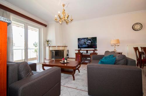 Spartan 5th floor apartment — 4-Star Luxury Hotel in Sparti, Greece