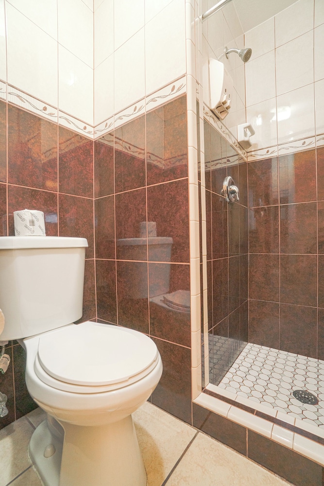 Vali Ho Motel By OYO Weslaco Mercedes - photo 46