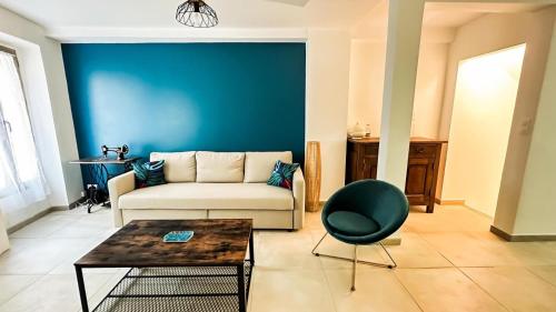 Les Iris in Cereste, France