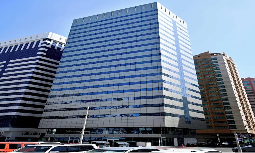 Panoramic View Apartment in Palette Tower in Tourist Club Area in Abu Dhabi, United Arab Emirates