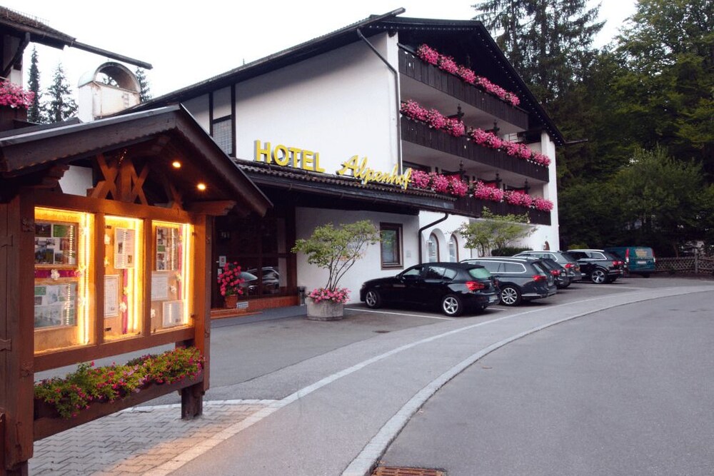 Hotel Alpenhof Grainau — Grainau — photo 3