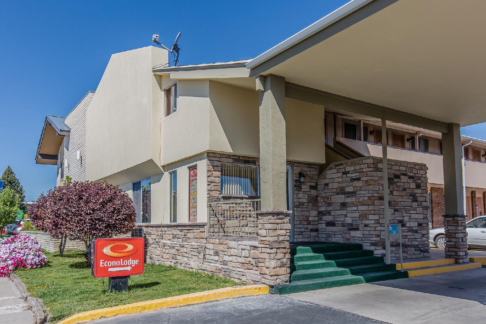 Econo Lodge Downtown - photo 3
