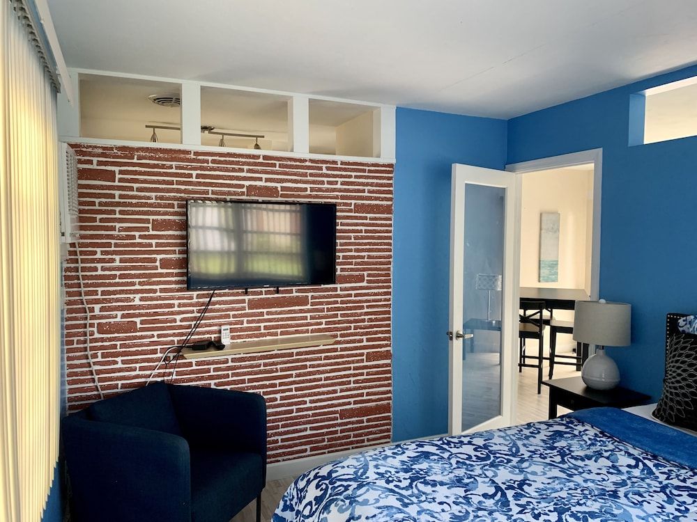 Atlantic Beach & Harbor Resort - photo 5