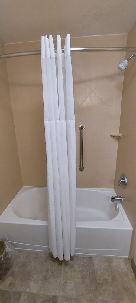 Hampton Inn Clearfield - photo 10