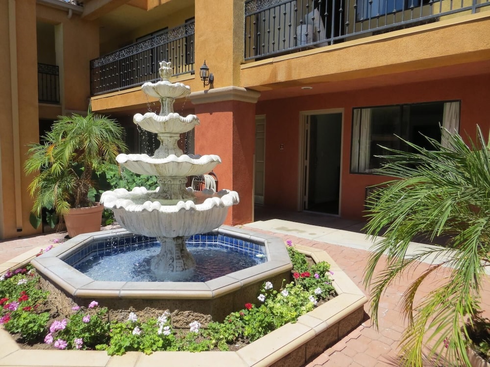 Azusa Inn Motel - photo 37