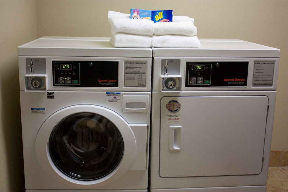 Hampton Inn Burlington - photo 16