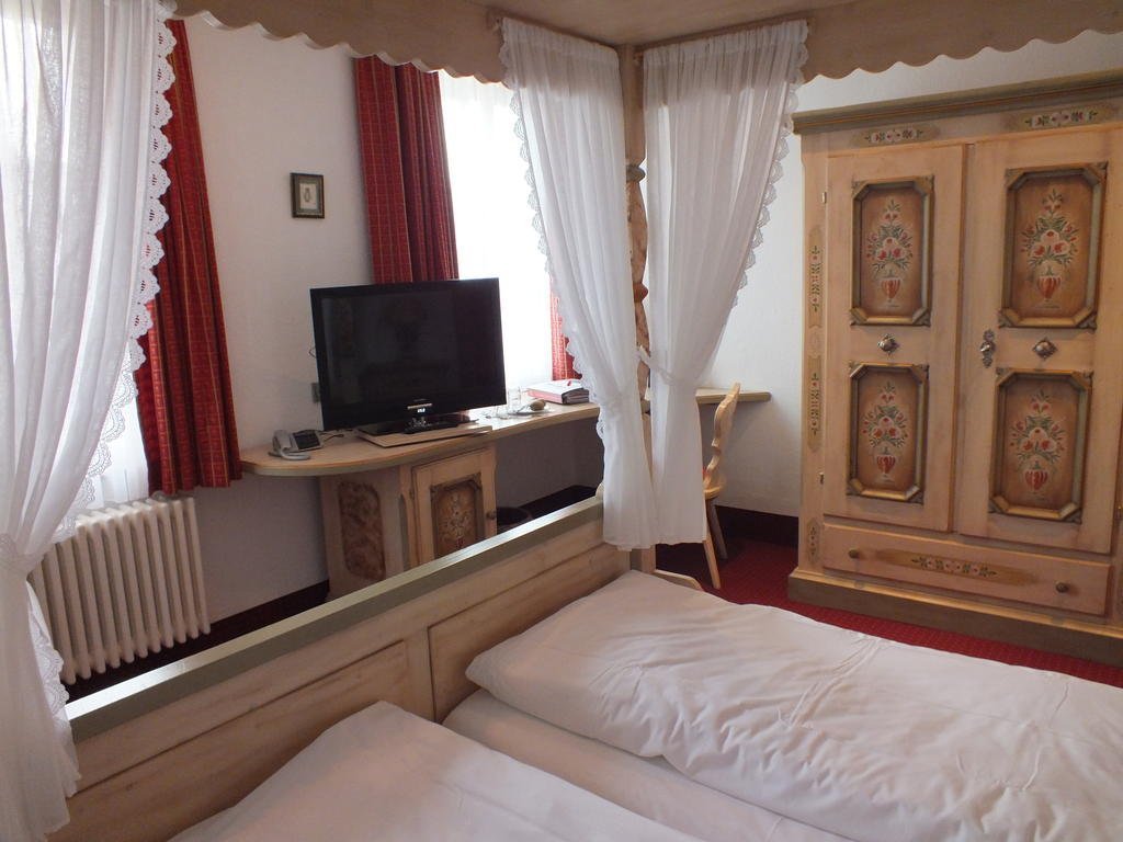Hotel Gasthof Zum Weyssen R ssle — hotel in Schiltach