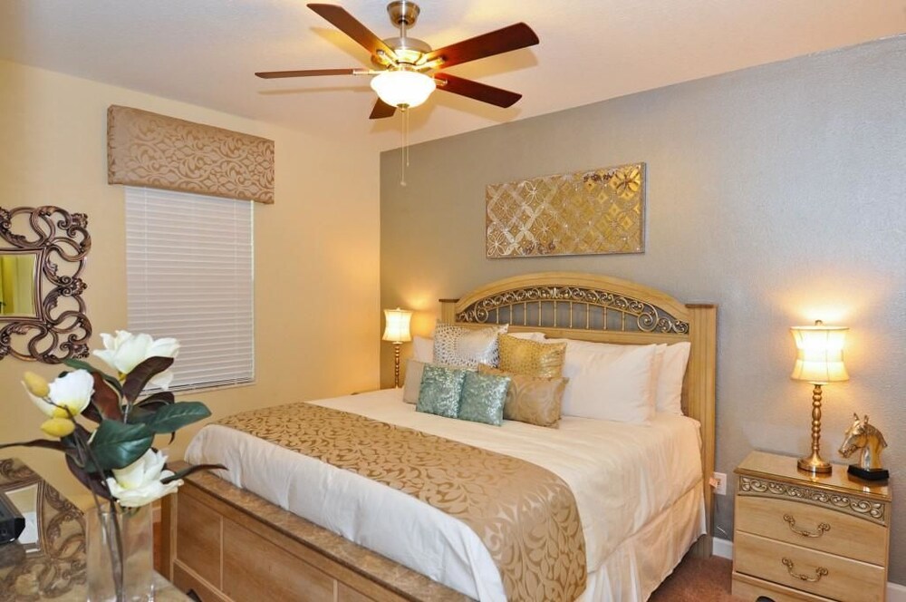 Fabulous 8 Bed 5 Bath Pool Home in Championsgate Golf Resort - photo 2