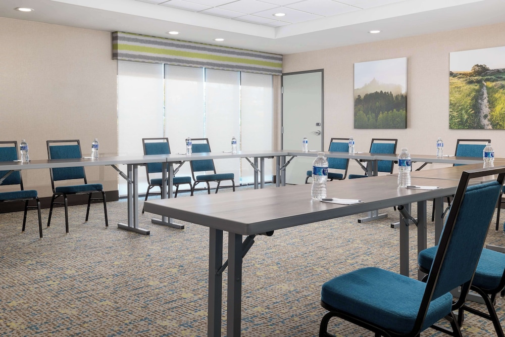 Hampton Inn & Suites Porter Ranch Los Angeles - photo 34