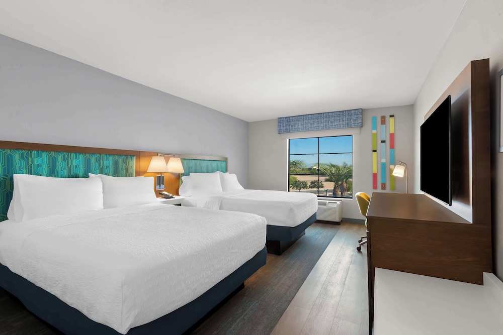 Hampton Inn & Suites Phoenix Gilbert - photo 19