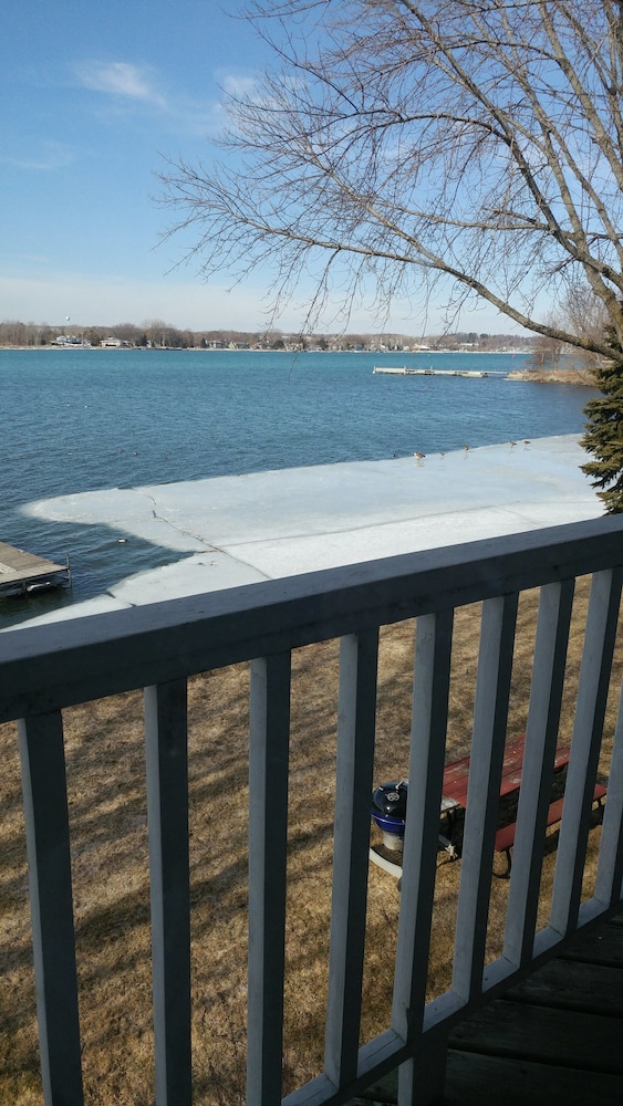 Snug Harbor Inn - photo 43