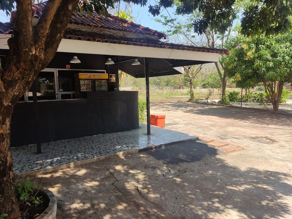 Erawan Guesthouse — Pakse — photo 4