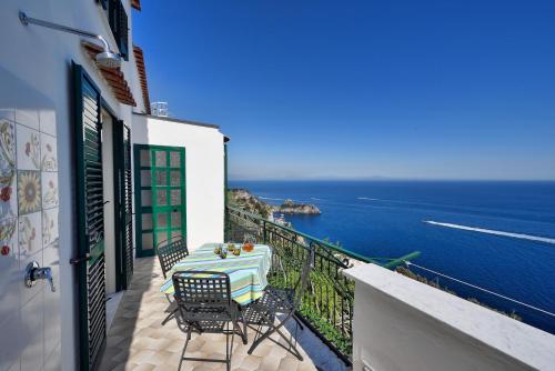 Casa Marianna — 4-Star Luxury Hotel in Conca Dei Marini, Italy